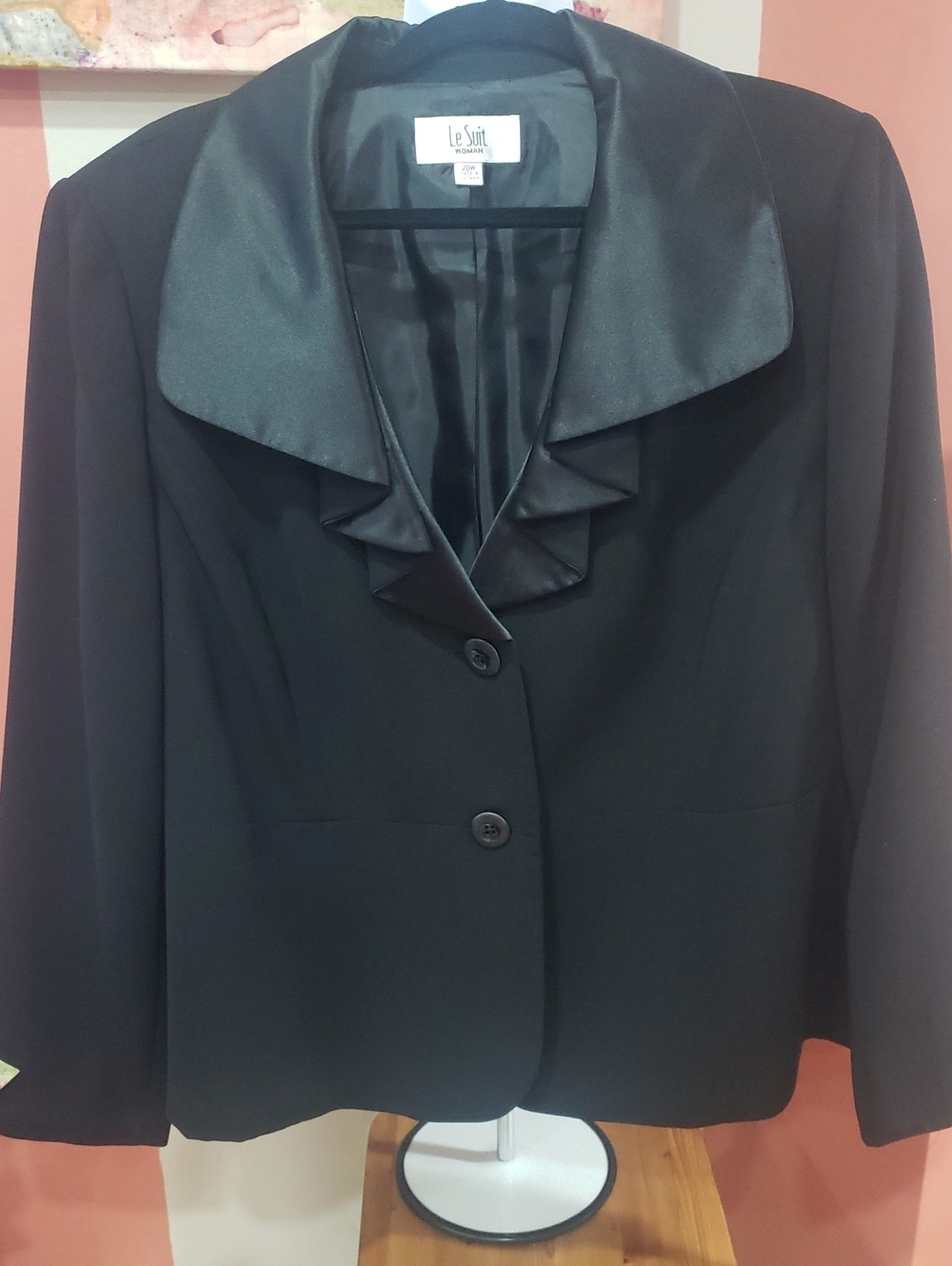 Le Suit Black Satin Collar Blazer Jacket, 20W